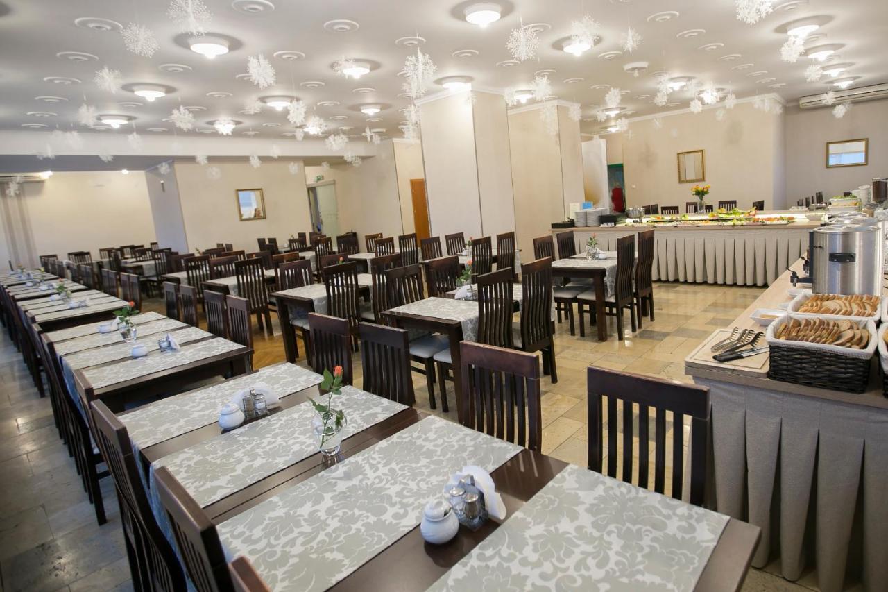 Interferie Cechsztyn Hotel Ustronie Morskie Eksteriør billede